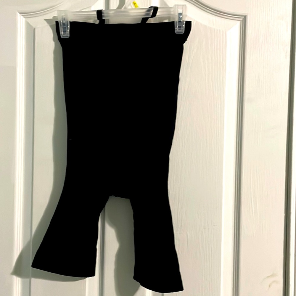 Shape wear slimming from thigh to under bust EUC